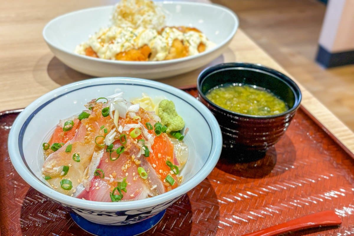 【築地食堂 源ちゃん 甲府店 / 甲府市】豊洲市場と産直ルートからの新鮮食材が自慢の魚河岸食堂2026年8月26日オープン