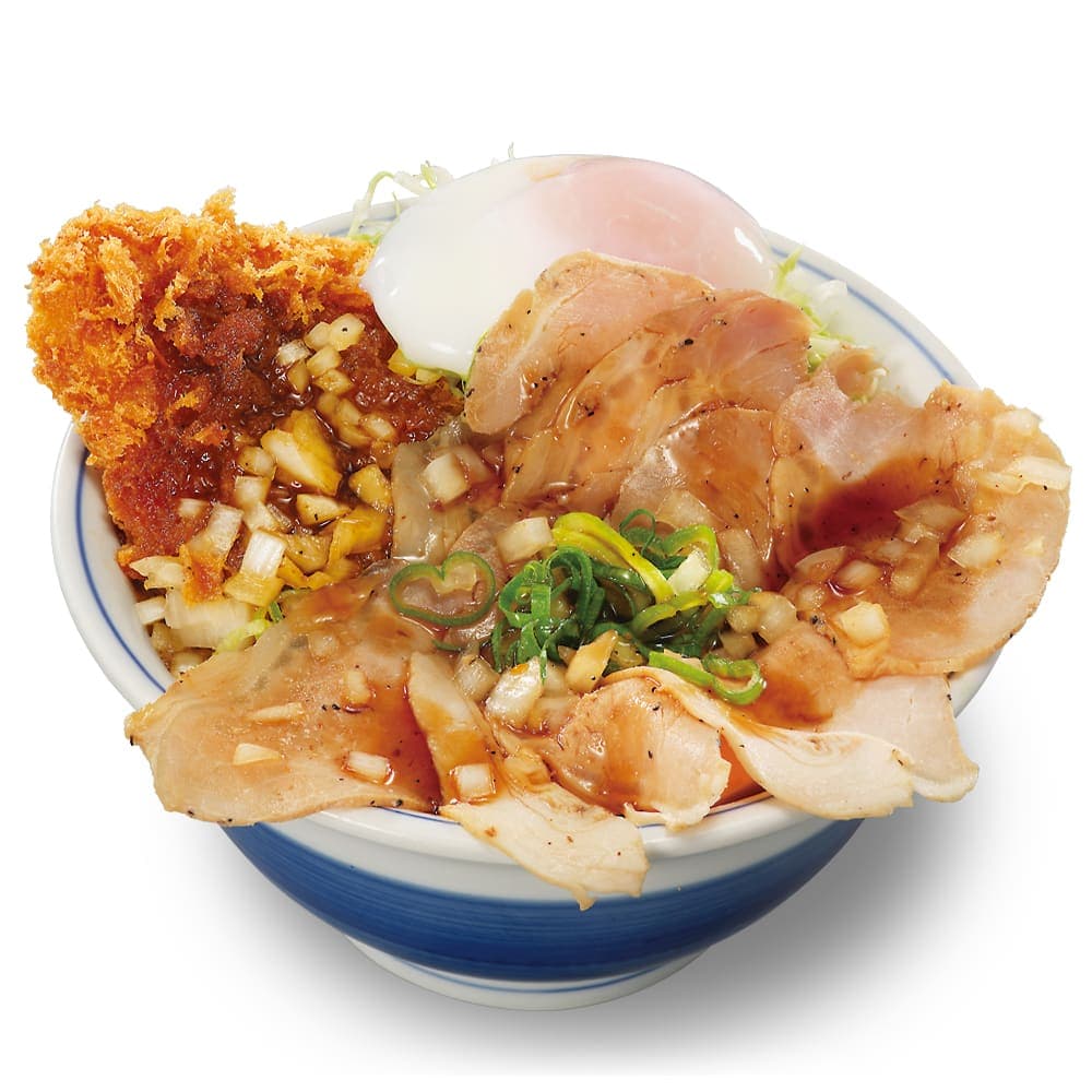 温玉がロースカツとポークに絡み絶品!🥚