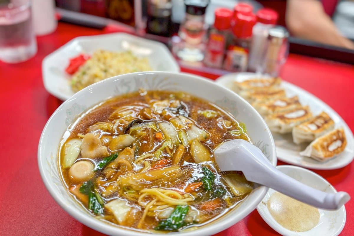 中華料理 華宴