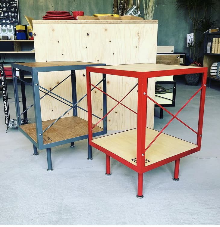 GENE furniture サイドテーブル