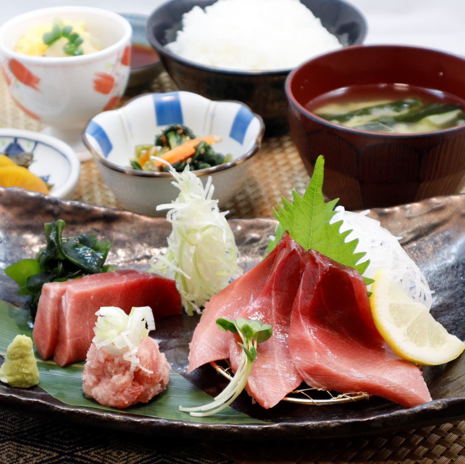 ミナミマグロのお刺身定食