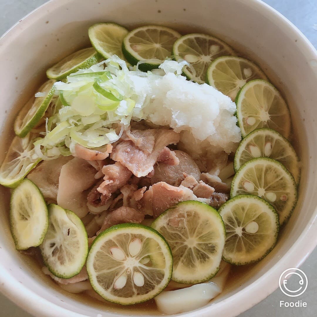冷やしすだちうどん