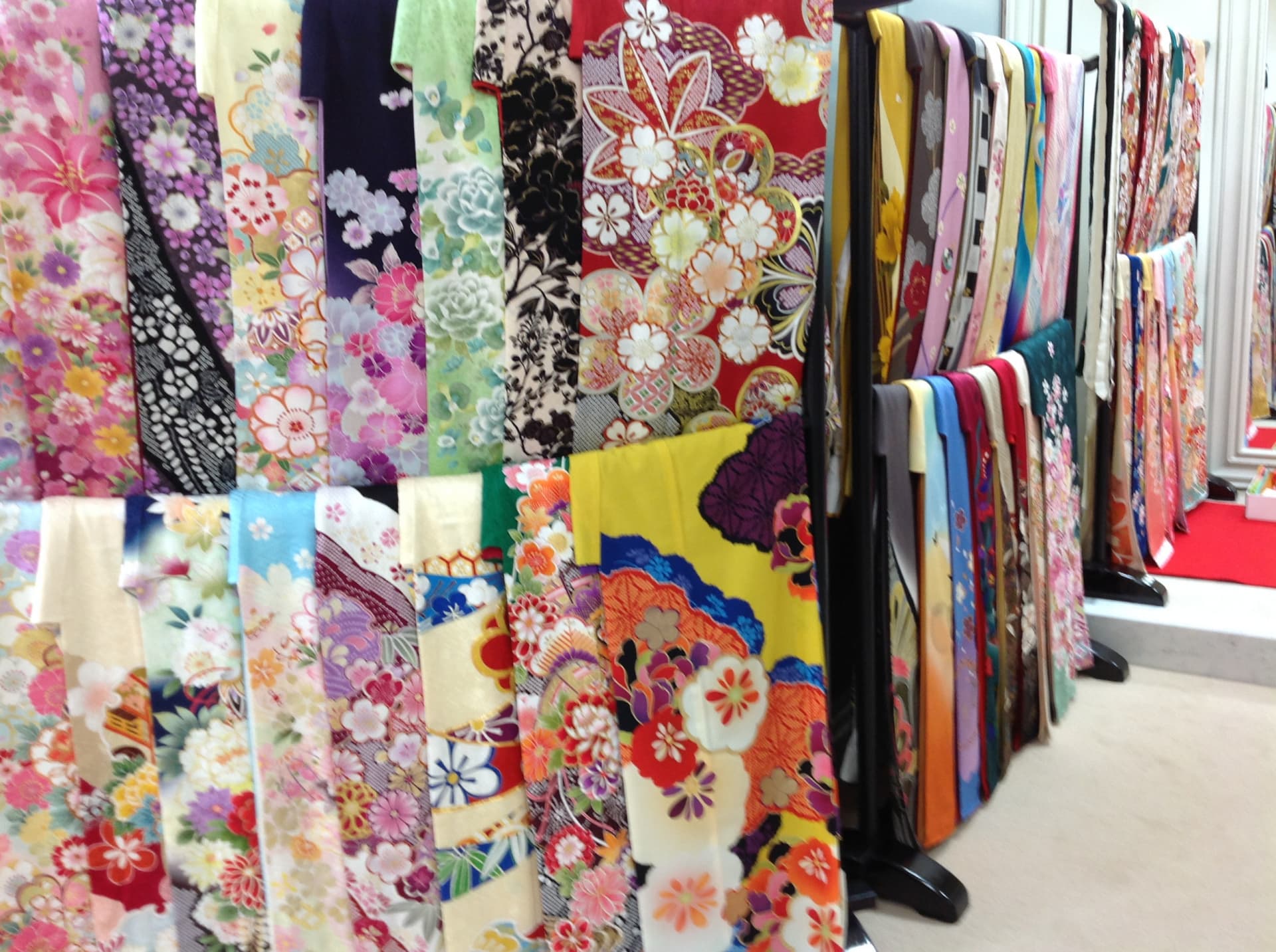 展示会行ってます🌼✨