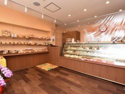 French confectionery shop Pari Kai City Sweets