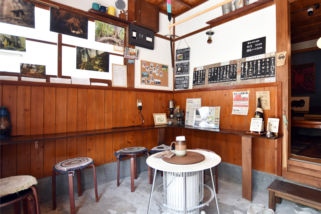 山の休憩所かゑる 丹波山村 カフェ 喫茶店 2