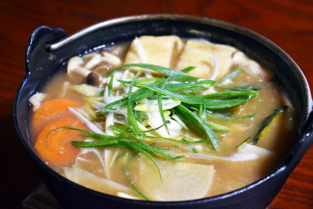 ほうとう処 いしはら 甲州市 ほうとう 郷土料理 1