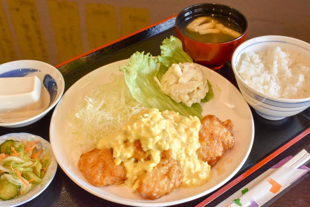 キッチンれお 甲府市 グルメ 和食 1