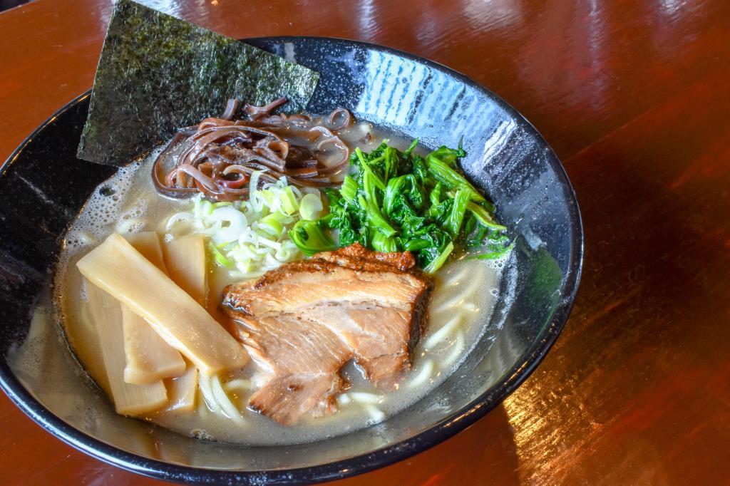 ラーメンきずな 甲府市 ラーメン 1