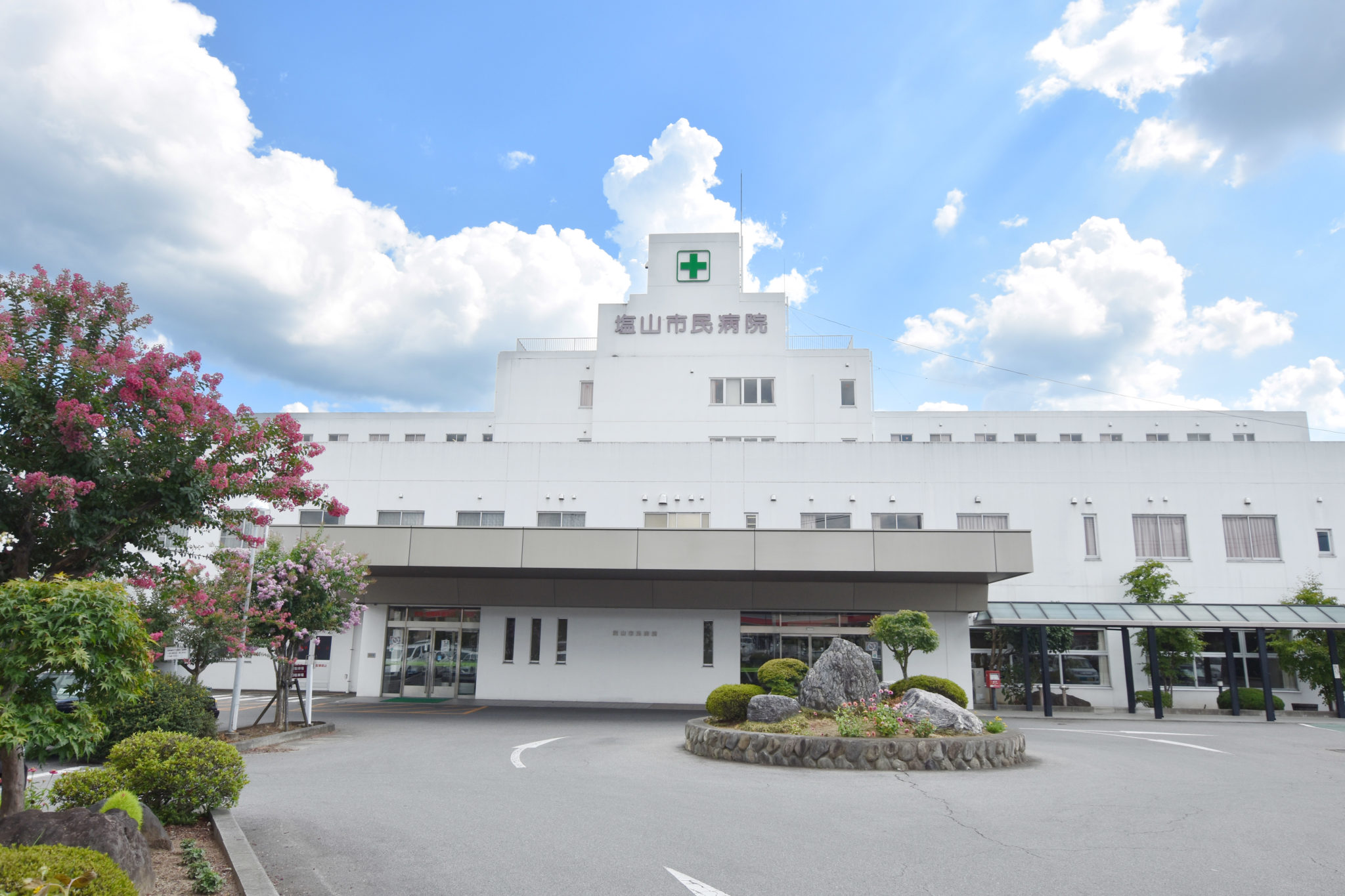 塩山市民病院 甲州市 病院 1