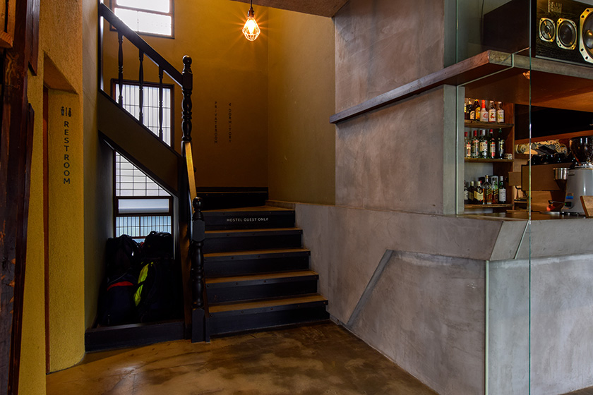 toe BAR&RESTAURANTの客室2