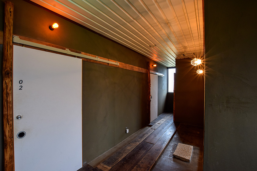 toe BAR&RESTAURANTの階段