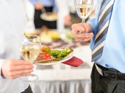 Manners for a standing party that you want to be careful about in the business scene