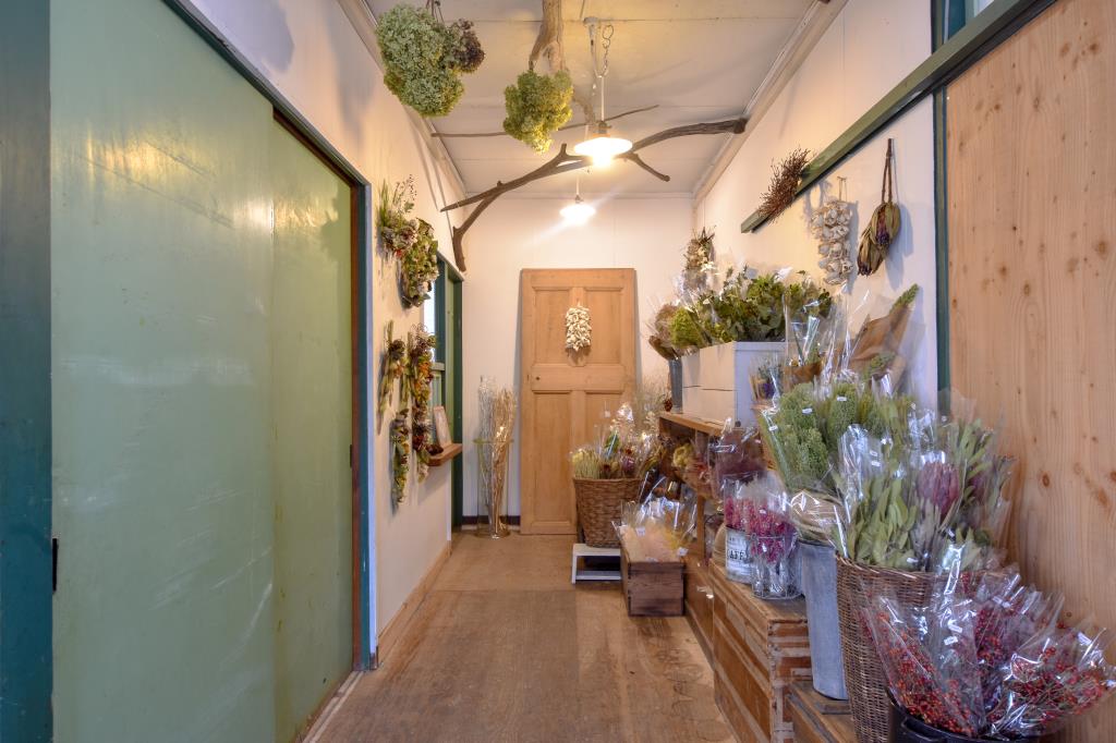 f3 北杜市 ショップ 2