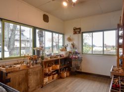 f3 北杜市 ショップ 3