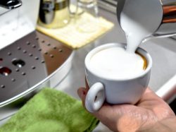 Cafe Rosso 甲府市 カフェ・イタリアン