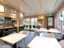 Cafe Rosso 甲府市 カフェ・イタリアン