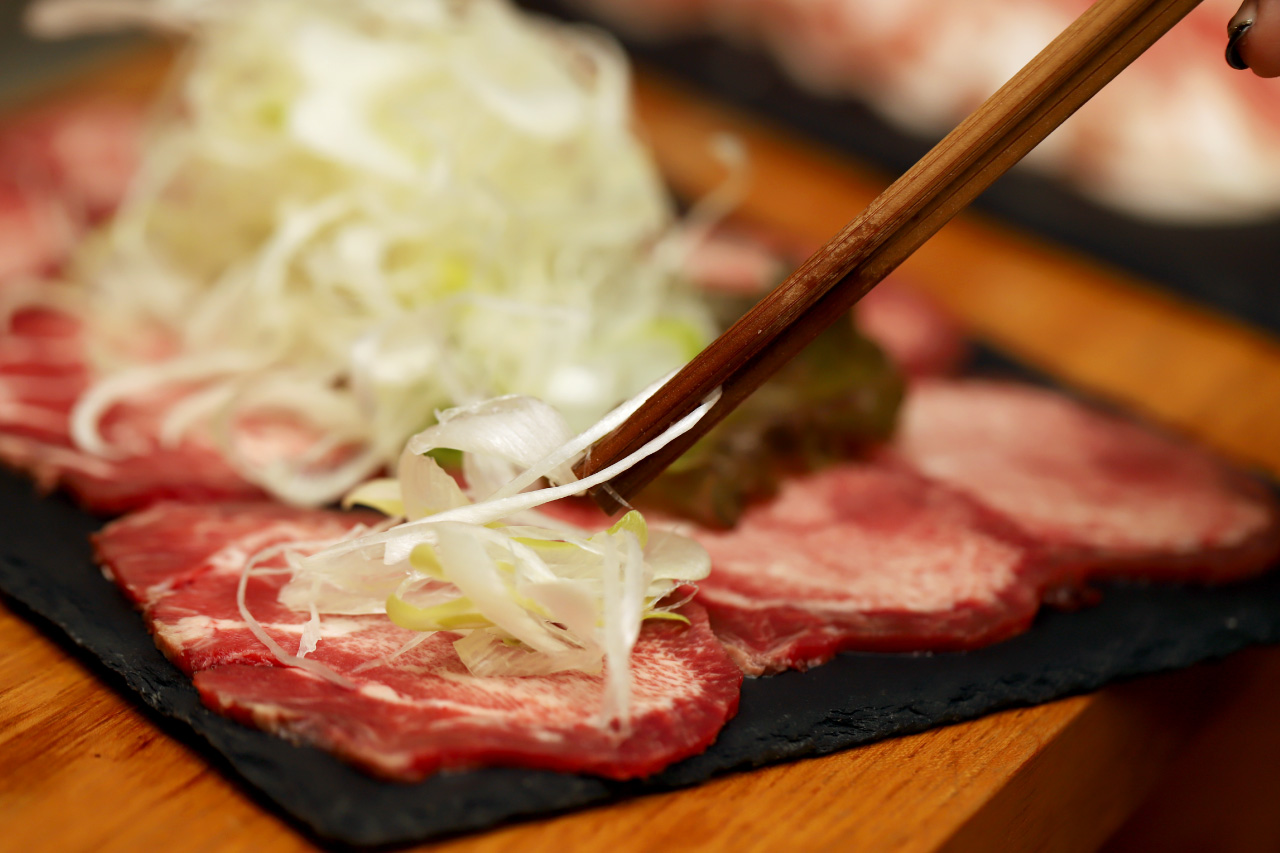 Beef tongue sandwiches green onions