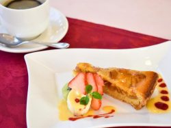 レストラン ルッコラ 河口湖町 洋食・フレンチ