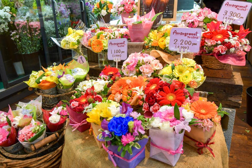 フラワーステーションまるい 甲府 花屋１