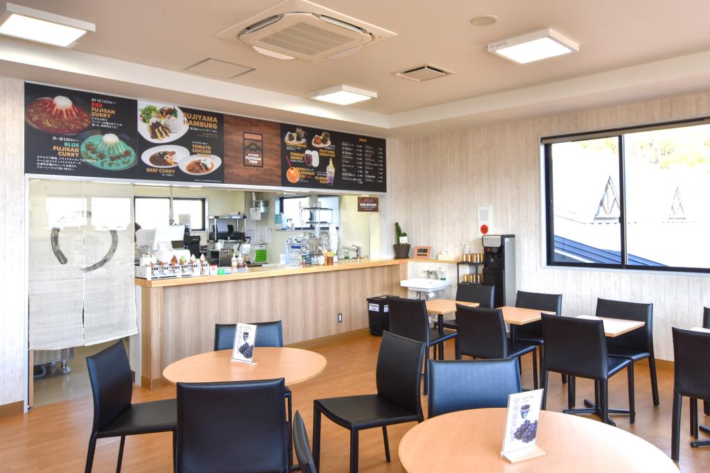 KITCHEN FUJIYAMA VIEW Fujikawaguchiko Town Cafe Curry