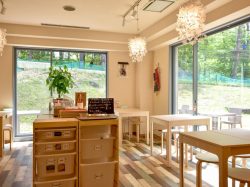 マルサマルシェ クッキングスタジオ リゾナーレ八ヶ岳店 北杜市4