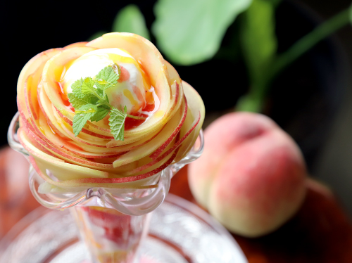 マルサマルシェクッキングスタジオ 桃パフェ