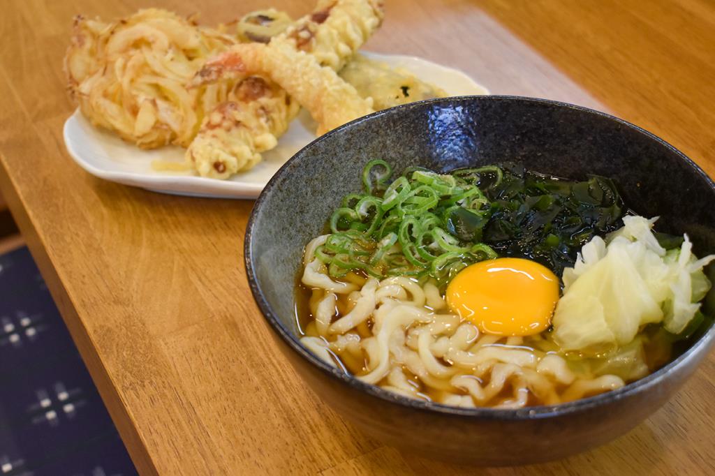 Udon shop Yon-chan Kofu soba / udon