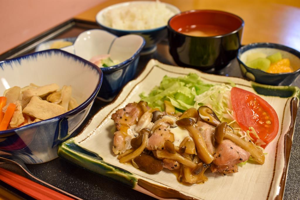 郷土食と宿 せんでゃー 山中湖村 和食