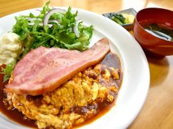 お食事 多幸 北杜市 和食・洋食・居酒屋・ほうとう