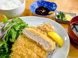 お食事 多幸 北杜市 和食・洋食・居酒屋・ほうとう