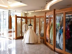 プレミアム コスチューム サロン FLARE 富士吉田市 コスチュームサロン