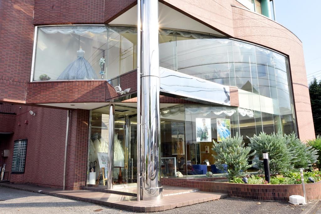 プレミアム コスチューム サロン FLARE 富士吉田市 コスチュームサロン