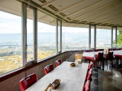 ぶどうの丘 展望ワインレストラン 甲州市 洋食