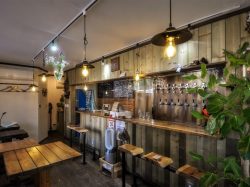 PERSONA BREWERY 甲府市 バー