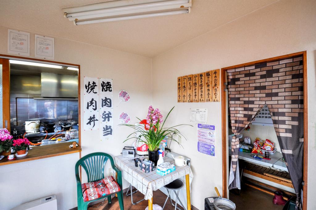 お弁当の田舎や 南アルプス市 テイクアウト