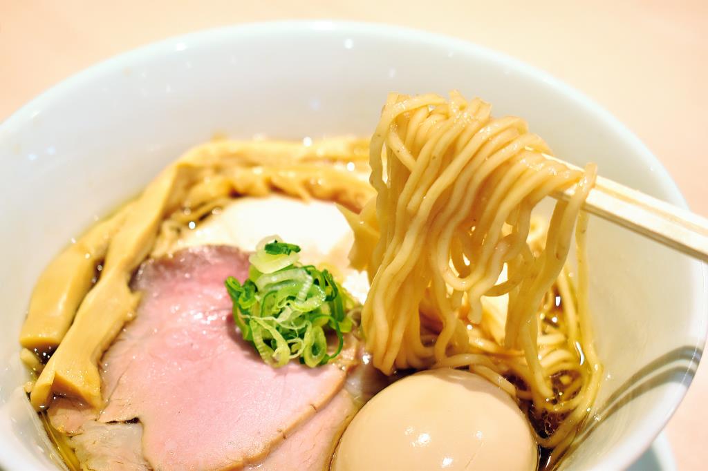 らぁ麺 かめ田が昭和町西条にオープン