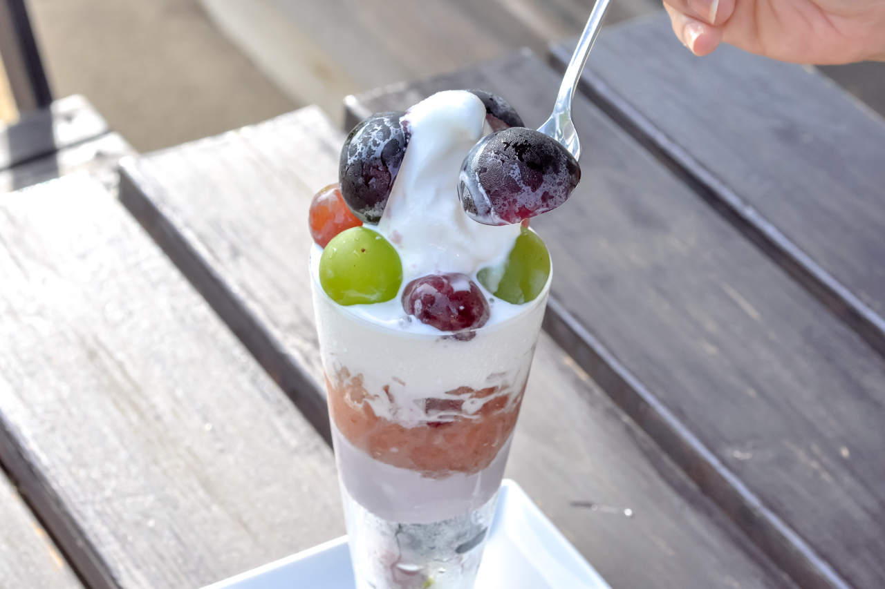 Katsunuma Marginal Teahouse Grape Parfait