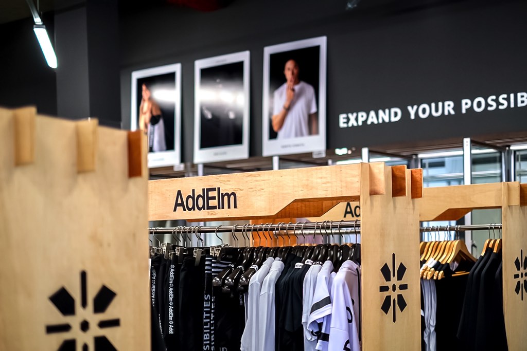 AddElm Chillout Village BOOST STORE5