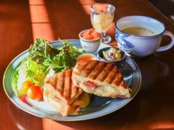 山梨ごはん＆カフェ槽fune