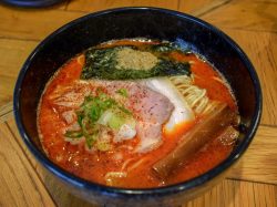 【閉店】「つけ麺一九九二」辛メニュー登場！旨辛がたまらない～♪