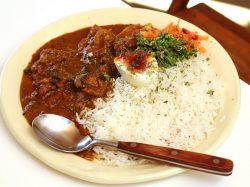 EATS IN SPACE（イーツインスペース）2022年11月21日甲府にオープン！コーヒーとスパイスカレーのお店