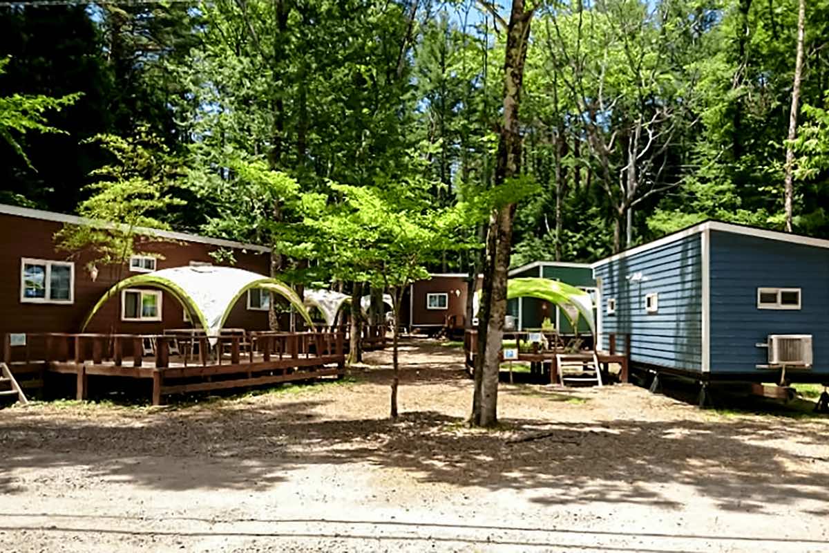 森と湖の楽園 WorkShopCampResort キャンプ場の写真 2