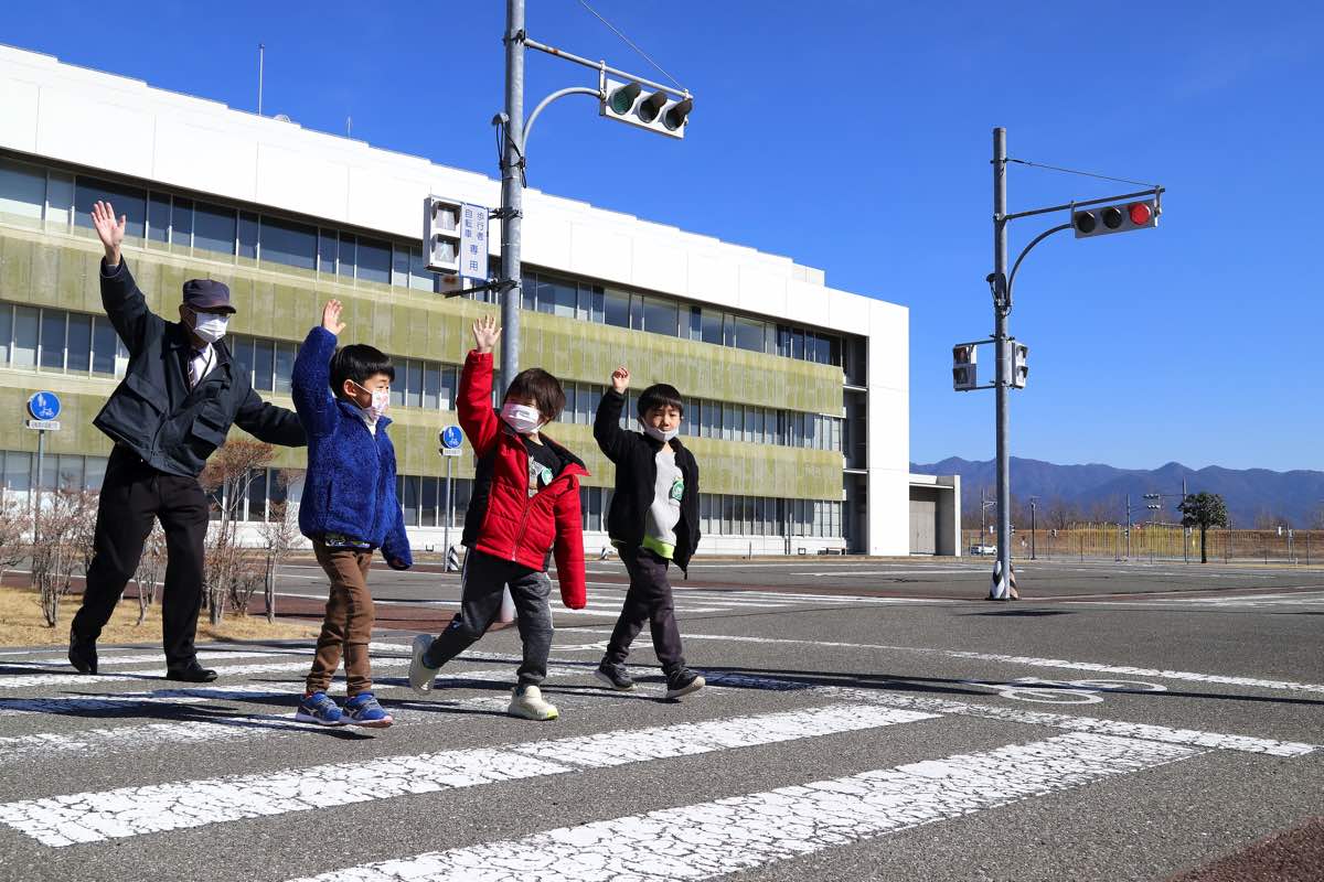 山梨県総合交通センター 体験コース 横断歩道