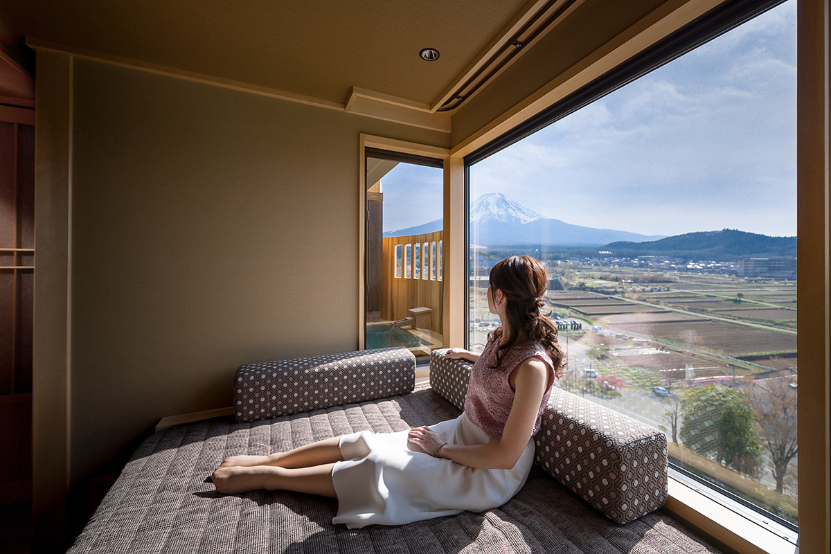 富士山温泉 ホテル鐘山苑の写真 2