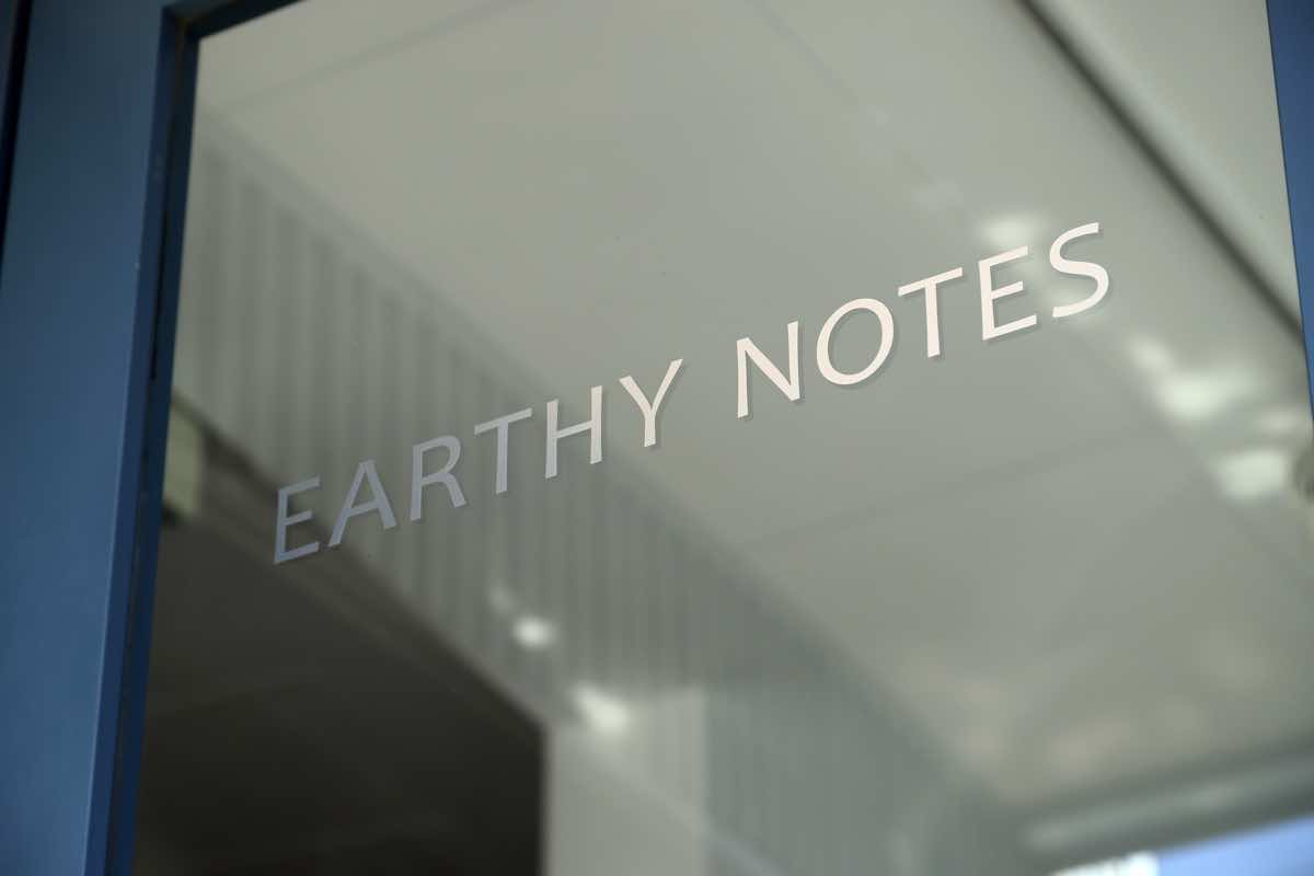 EARTHY NOTES 写真1