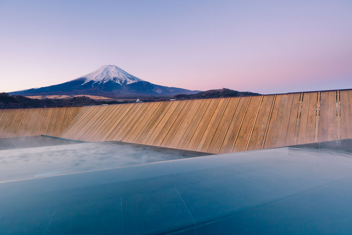 富士山温泉 ホテル鐘山苑 温泉の写真 1