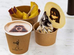 鳴沢の人気コーヒースタンド JUUDEN COFFEEが富士急ハイランド店に 2023年4月22日2号店オープン！