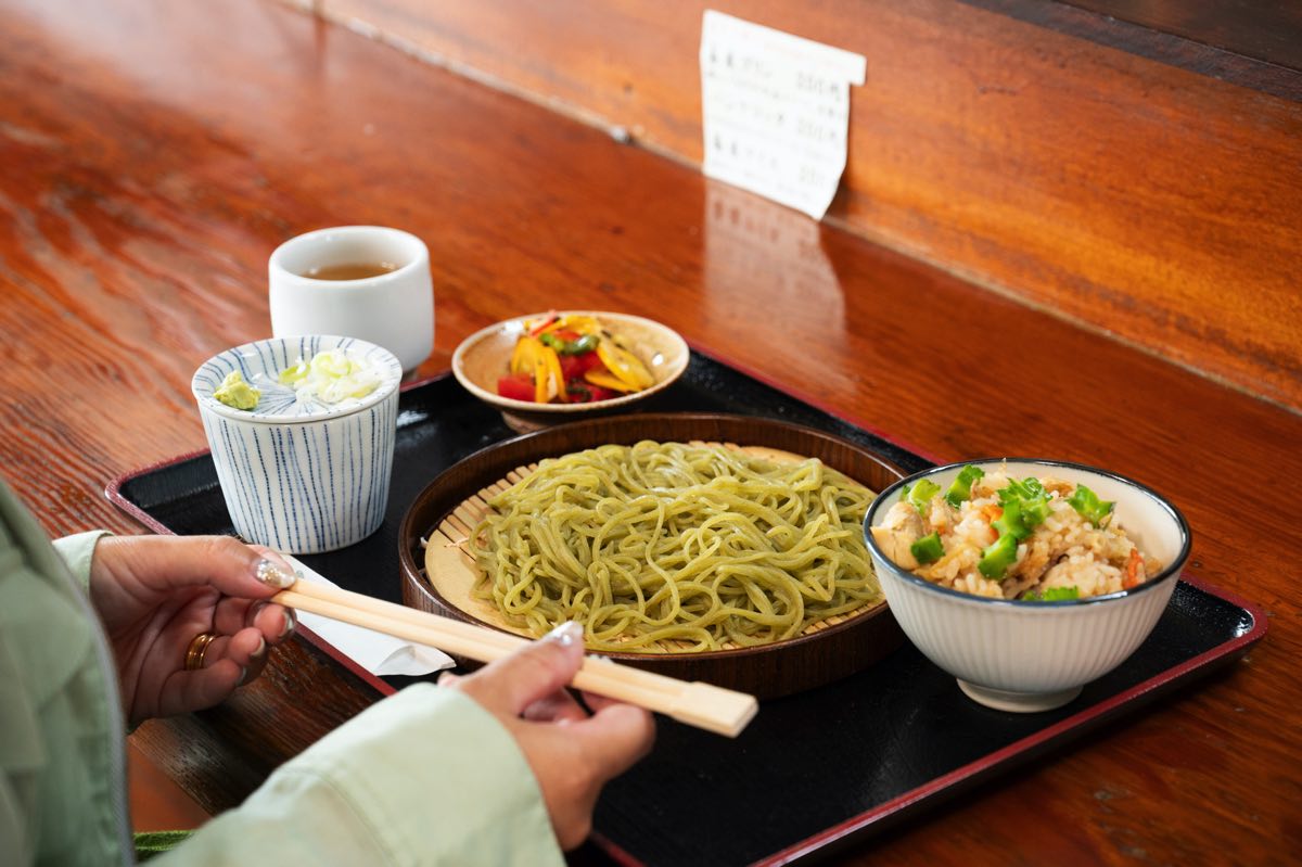 手打ち蕎麦 満月庵