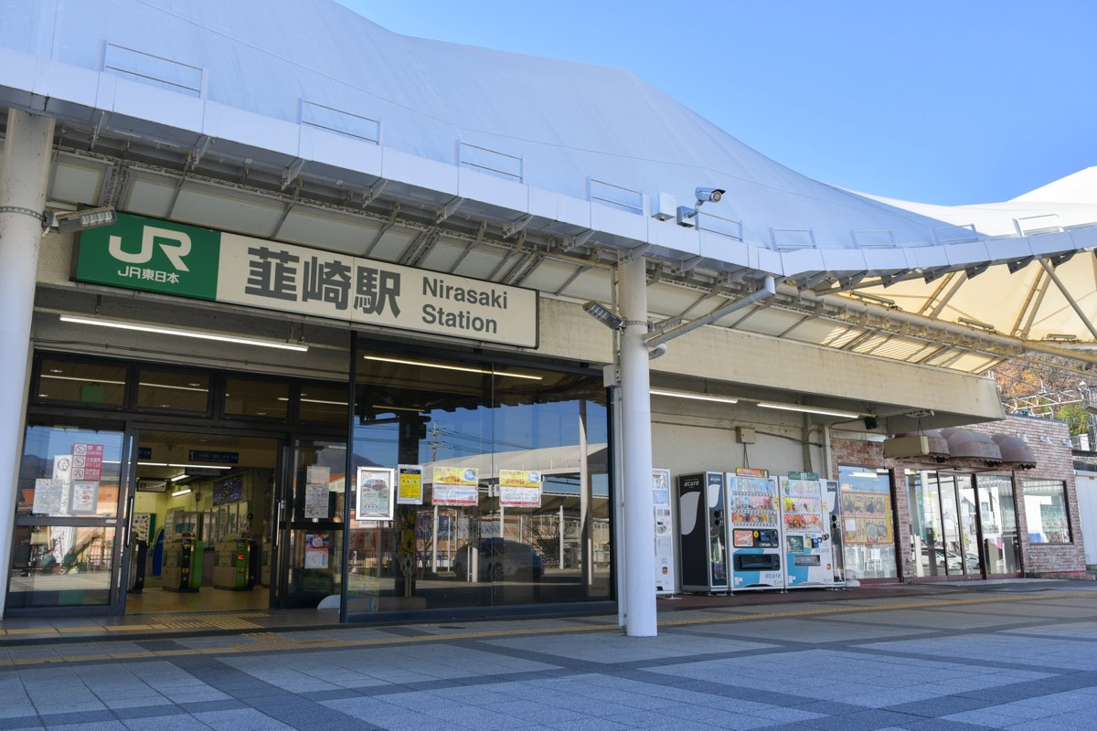 韮崎駅 外観