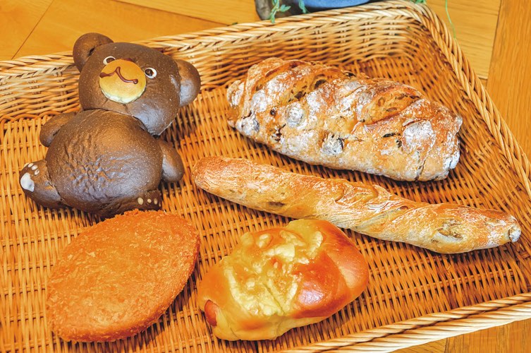 ITALIAN&BAKERY MACARONI CLUBのパン